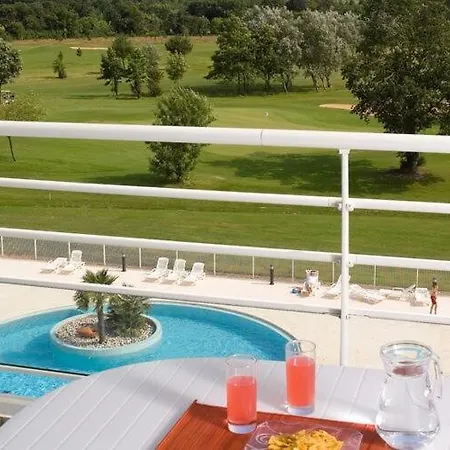 Charming With Dishwasher Located At A Golf Course LʼAiguillon-sur-Vie